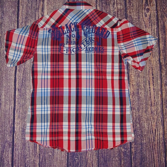 Akadmiks button down size L - Picture 2 of 2